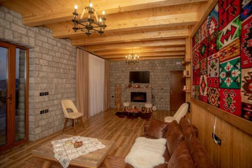 Hotel Old House