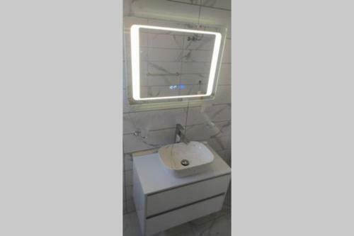Cozy Apartment 1