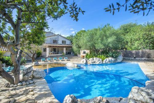 Villa Lloberina In The Midst Of Nature