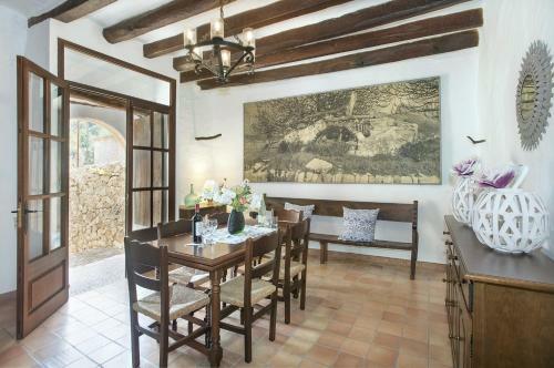 Villa Lloberina In The Midst Of Nature