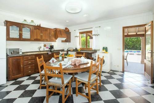 New! Villa Orquidea - Walking Distance To Pollen�a Village