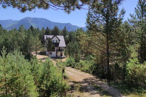 Mountain House Karla Blidinje