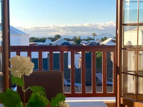 Luxury 4-bedroom Villa With Heated Pool + Sea View