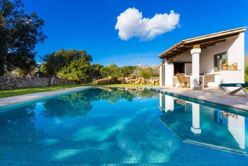 Villa Cama Rotja