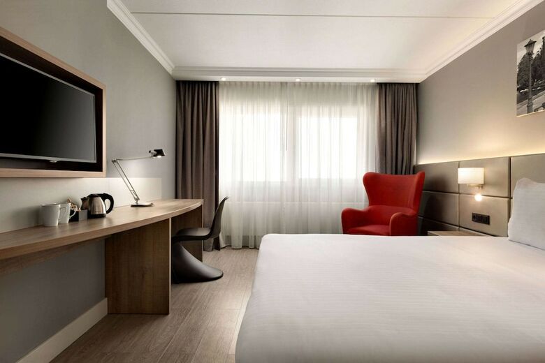Hotel Ramada By Wyndham Amsterdam Airport Schiphol
