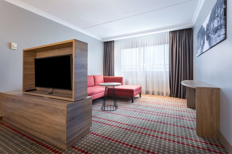 Hotel Ramada By Wyndham Amsterdam Airport Schiphol