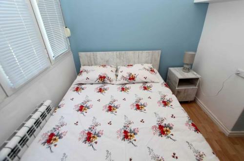 Sunny Apartment In The Center