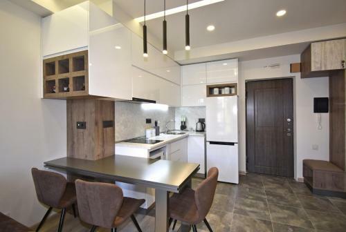 Home4you Apartments On Koghbatsi