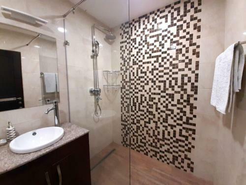 City Central Apartment