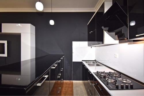 Argishti Street, 1 Bedroom Modern Apartment Gl131