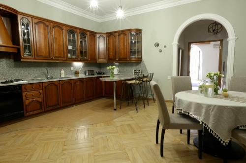 Apartamento Heart Of Opera - Netflix - Balcony - Self Check-in