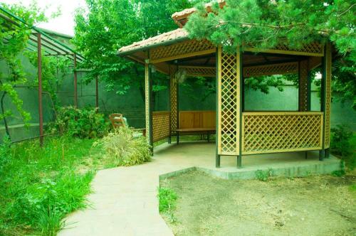 Hostal Chateau Gabriel
