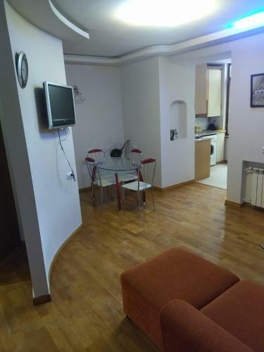 Apartamento Abovyan 36 Apt & Tour