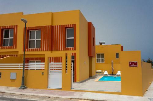 Mariposas Home Pool