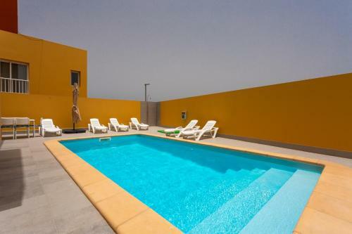 Mariposas Home Pool