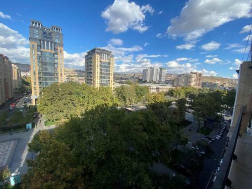 Lovely 2-bedroom Apartment With Fantastic View