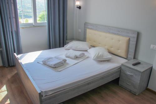 Hotel Veal