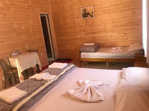 Hostal 'gurra Family' Guesthouse
