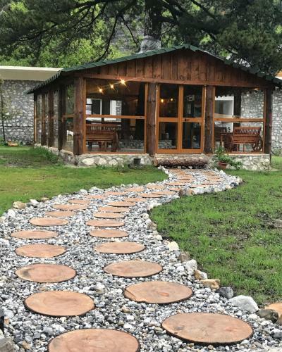 Hostal 'gurra Family' Guesthouse