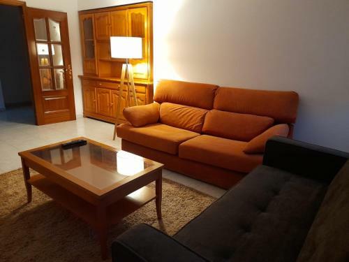Apartamento Piso C�ntrico de 2 Dormitorios Con Terraza