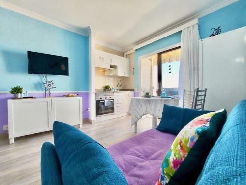 Ocean And Sky Studio Apartment