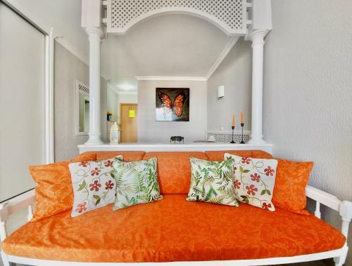 Ocean And Sun Studio Apartment
