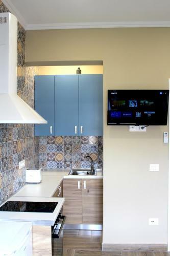 Apartamenti 2v1 - Myslym Shyri