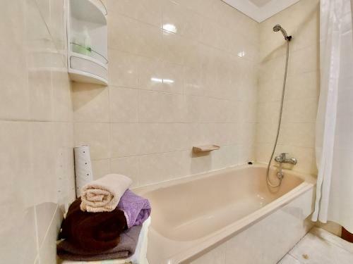 Apartamento Card�n By Tor