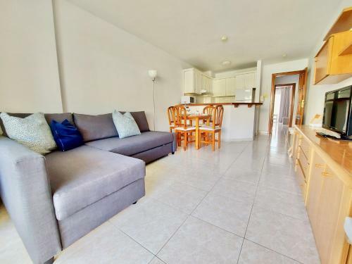 Apartamento Card�n By Tor