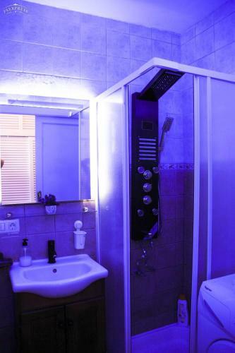 Apartamento Puerto de La Cruz, C�ntrico �tico Con Piscina - Edificio Girasol