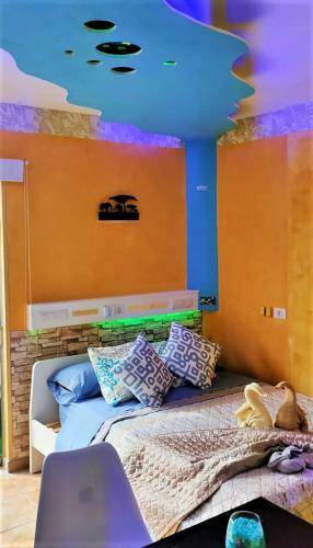 Apartamento Puerto de La Cruz, C�ntrico �tico Con Piscina - Edificio Girasol