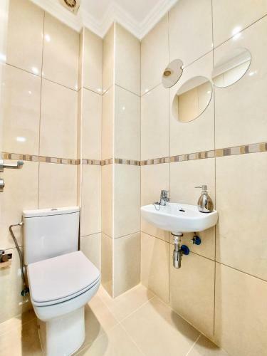Aromas Suites Apartments