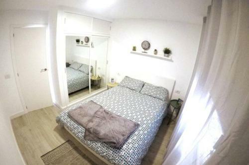 Relajante Apartamento Con Terraza Y Piscina