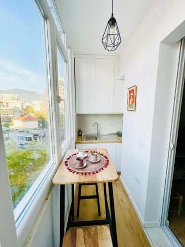 Central Studio Apartment 1, Tirana