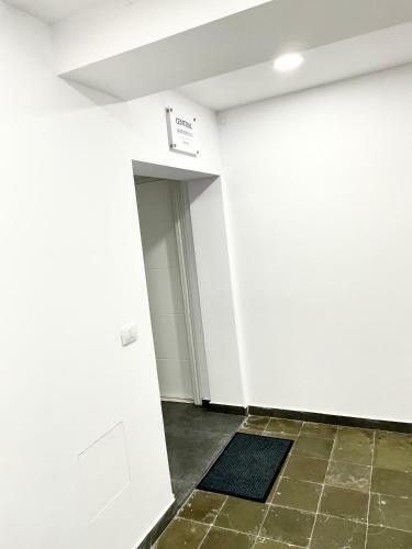Central Studio Apartment 1, Tirana