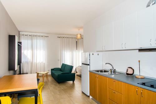 West Business Apartments