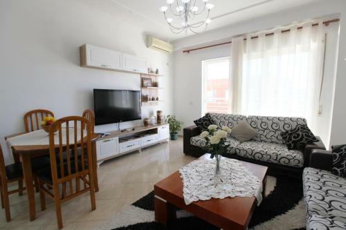 Arlini Apartment