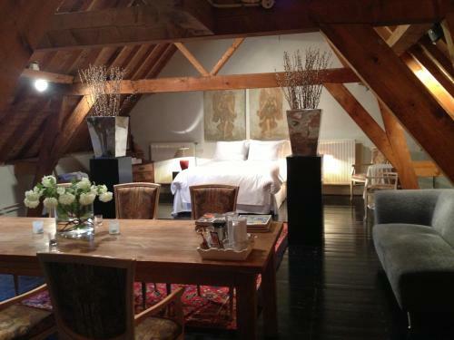 Bed & Breakfast Kasteel Ophemert