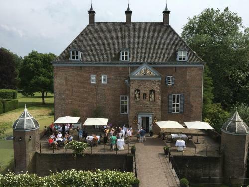 Bed & Breakfast Kasteel Ophemert