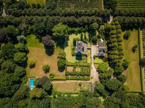 Bed & Breakfast Kasteel Ophemert