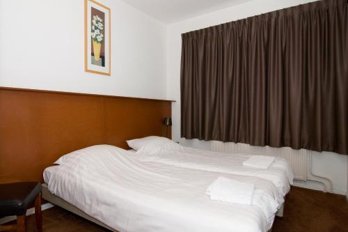 Hotel Caf� Restaurant Abina