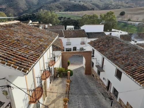 Beautiful 4-bed Townhouse With Splash Pool
