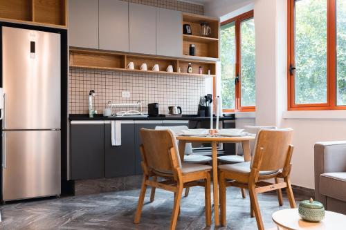 Hip, Modern Tech Condo W Rooftop In La Condesa
