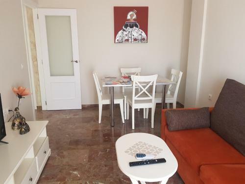 Apartamento C�ntrico �tico Junto Al Mar