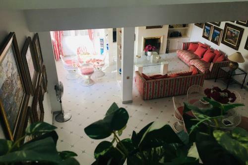 Villa Estilo Californiano Con Piscina