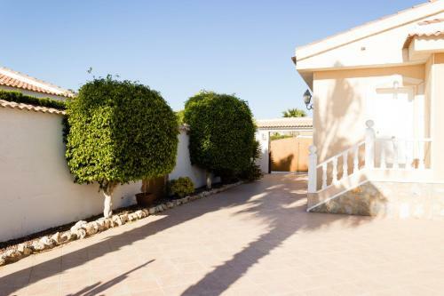 Villa House In Quesada With Swiming Pool