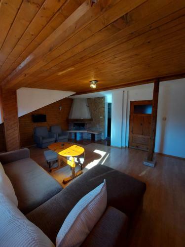 Hostal Vasi Apartments