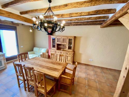 La Parada de Jimena-casa R�stica Rodeada de Bodegas En Rueda