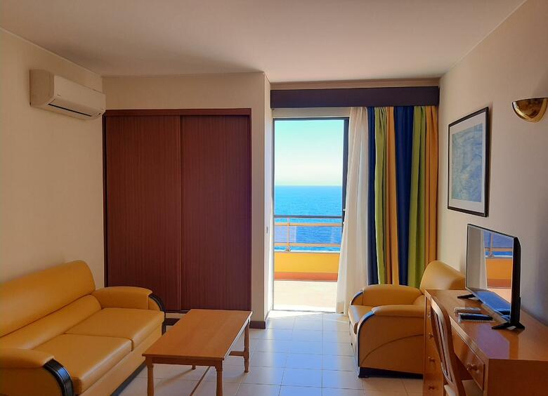 Hotel Tropical