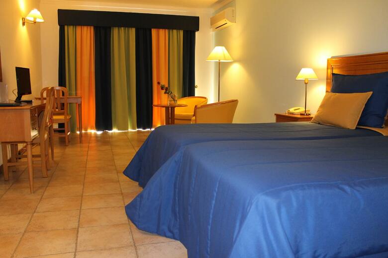Hotel Tropical